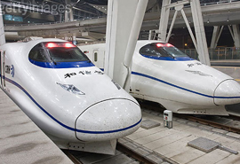 高鐵、動(dòng)車(chē)、機車(chē)